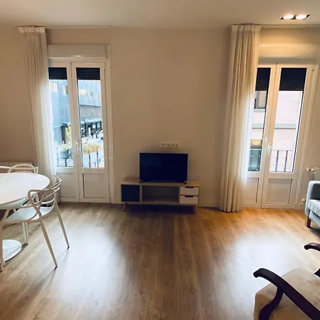 Vt Reformado Con Encanto En Castanos * Bilbao